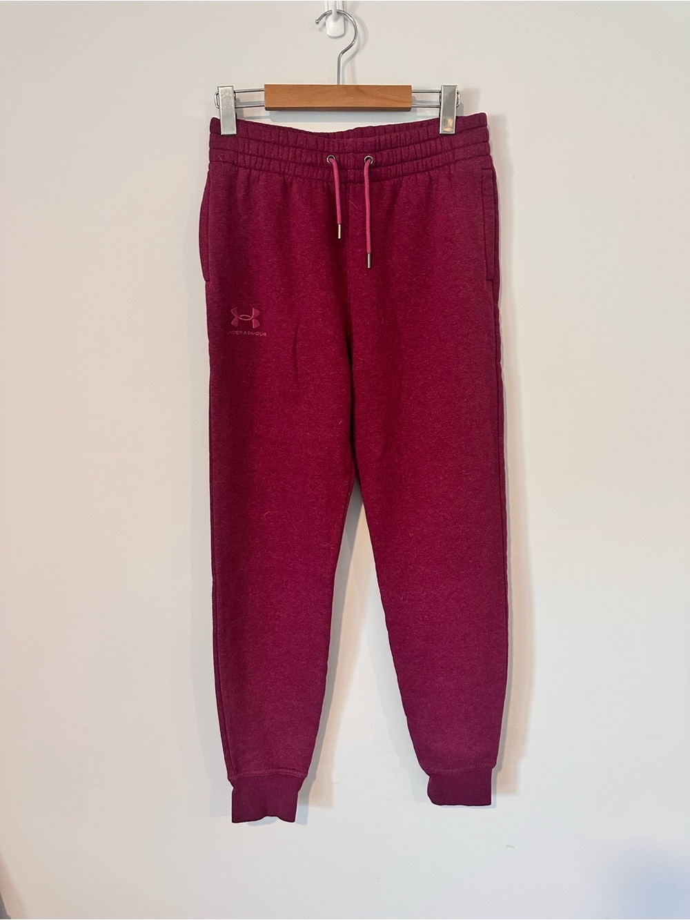 Under Armour Women's Burgundy Track Joggers Size Small Fleece Cotton Blend - Picture 3 of 11